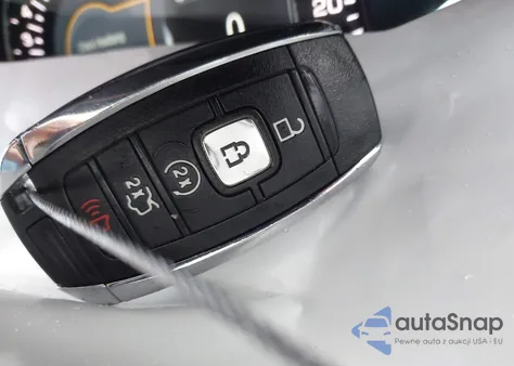 2017 Lincoln Mkz Reserve z USA, uszkodzony, nr VIN 3LN6L5E99HR654833